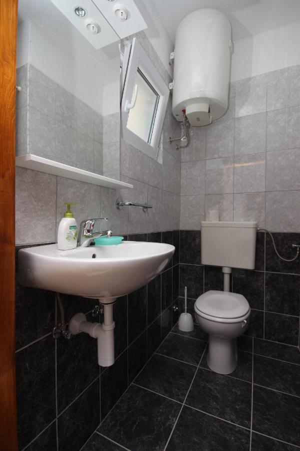 Double Room Gradac 6819A Exterior photo